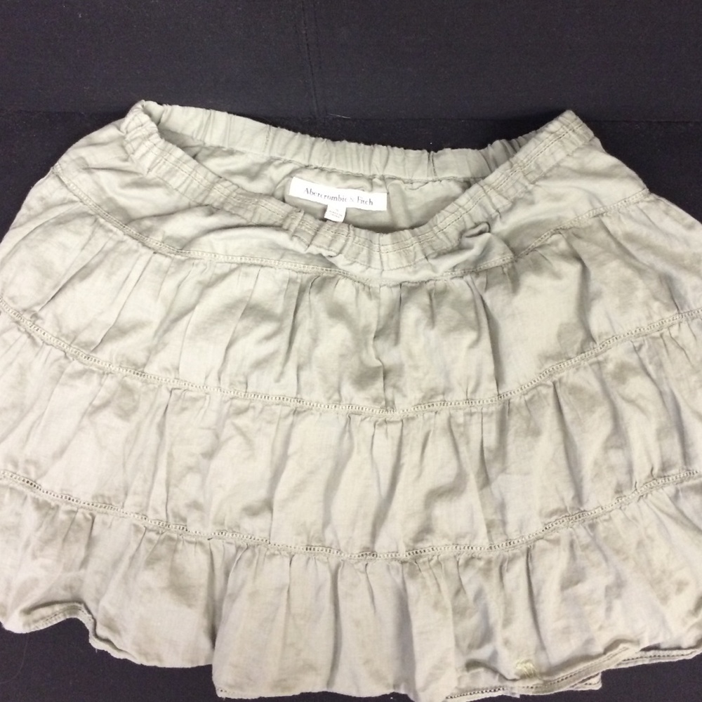 Small green Abercrombie skirt - Picture 2 of 3